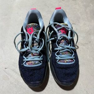 Nike KD basketball shoes